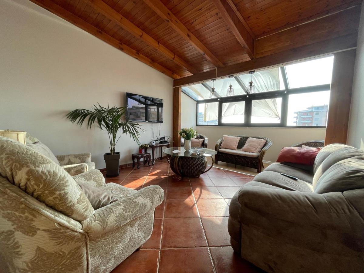 Venus - Cozy Apt With Terrace Vlorë Eksteriør bilde