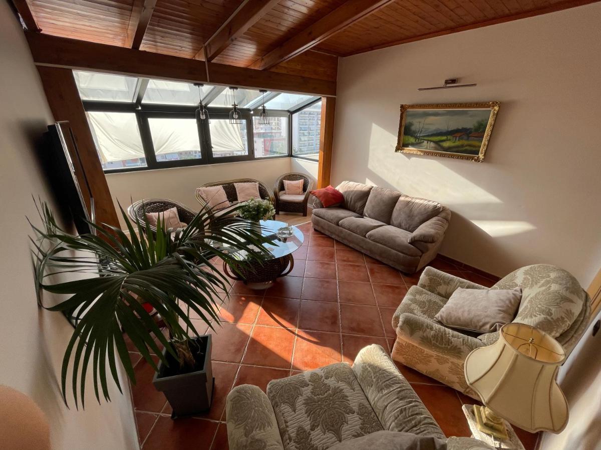 Venus - Cozy Apt With Terrace Vlorë Eksteriør bilde