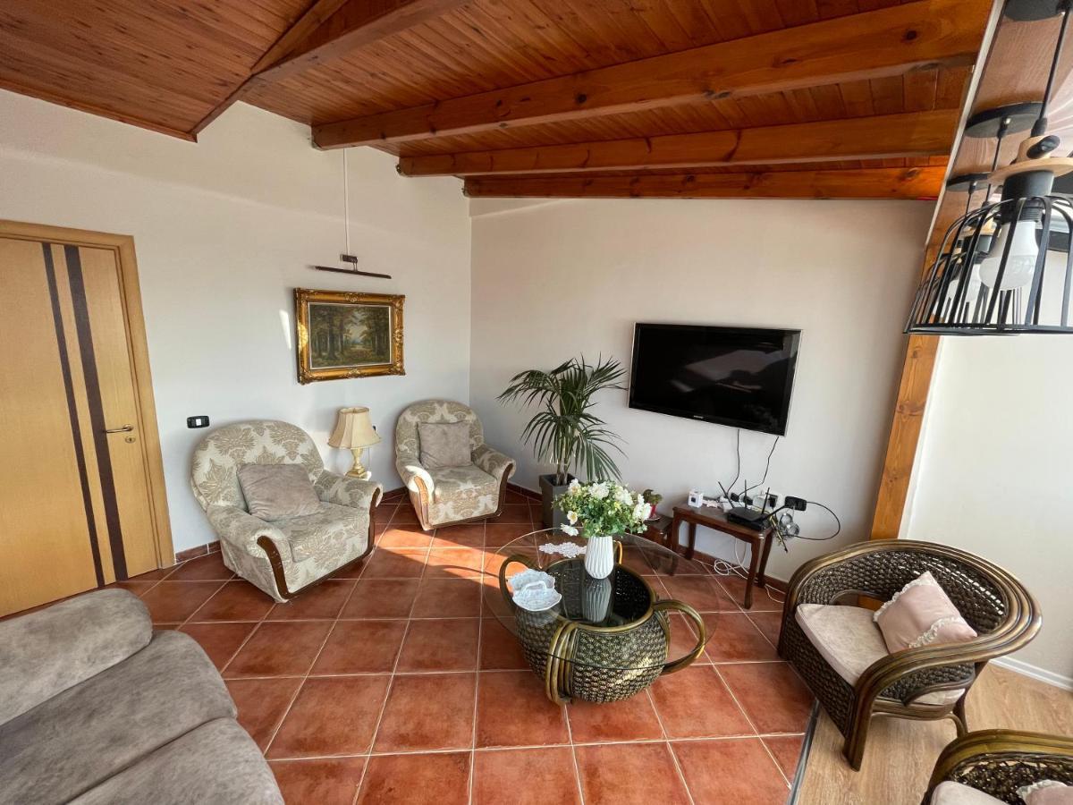 Venus - Cozy Apt With Terrace Vlorë Eksteriør bilde