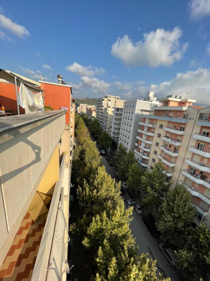 Venus - Cozy Apt With Terrace Vlorë Eksteriør bilde