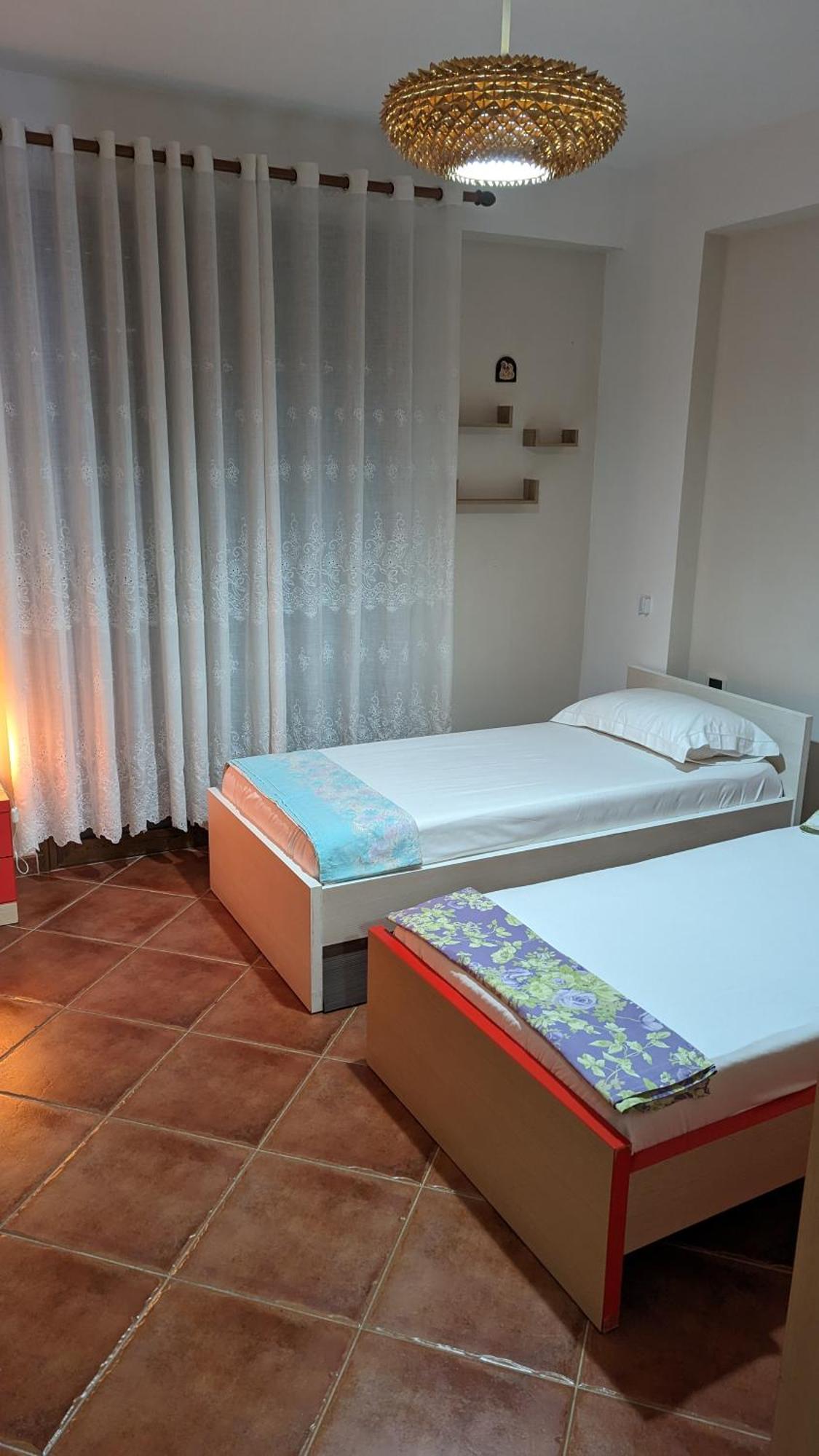 Venus - Cozy Apt With Terrace Vlorë Eksteriør bilde